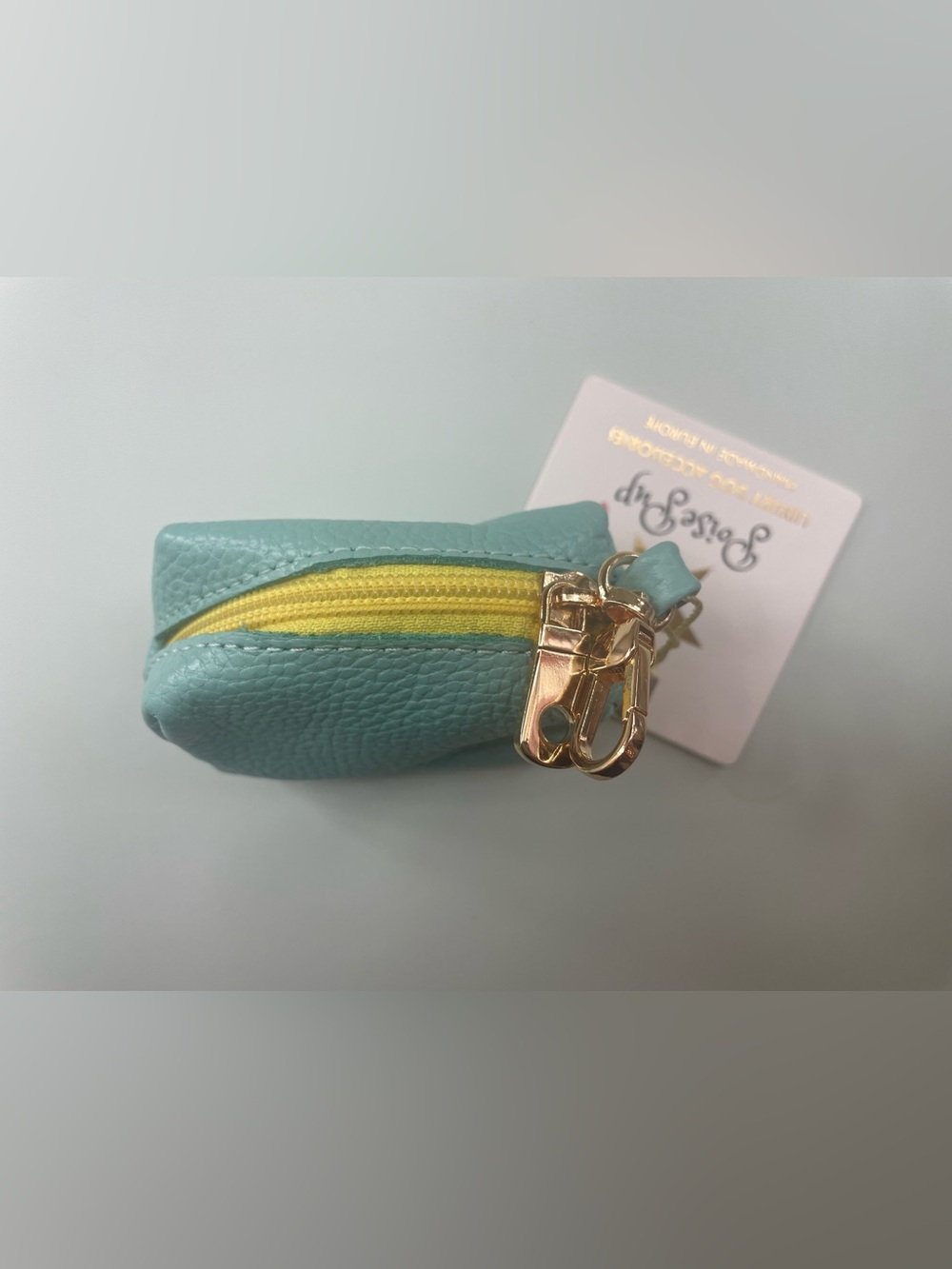 PoisePup Leather Dog waste bag holder - Picture 3 of 3